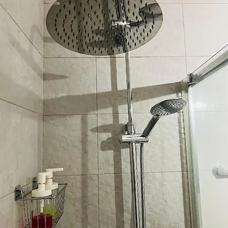 民宿 - Antonio Pedro Lisboa