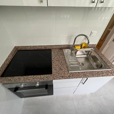 民宿 - Antonio Pedro Lisboa