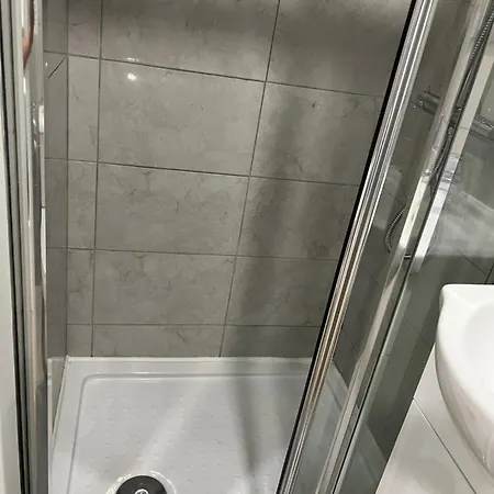 - Antonio Pedro Kwatera prywatna Lizbona